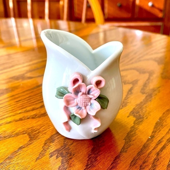 Bud Vase Ceramic Flower Ribbon White Pink Green Small Vintage - Picture 7 of 8